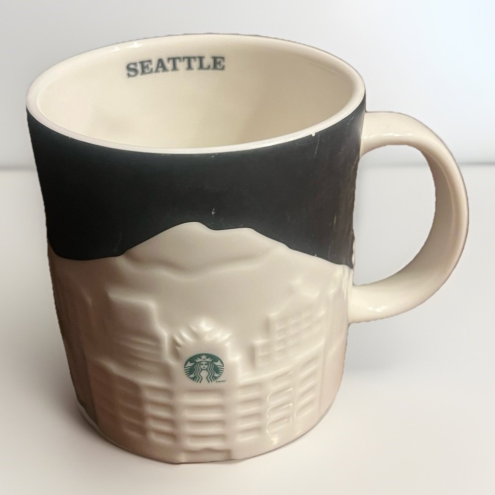 Seattle Skyline Starbucks Collector Series 3D Relief Black White 2012 16 oz Mug